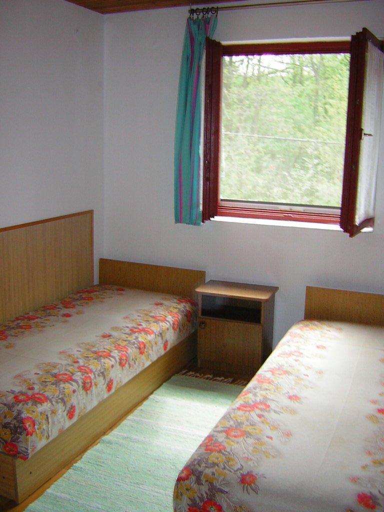 Az apartman egyik hálószobája